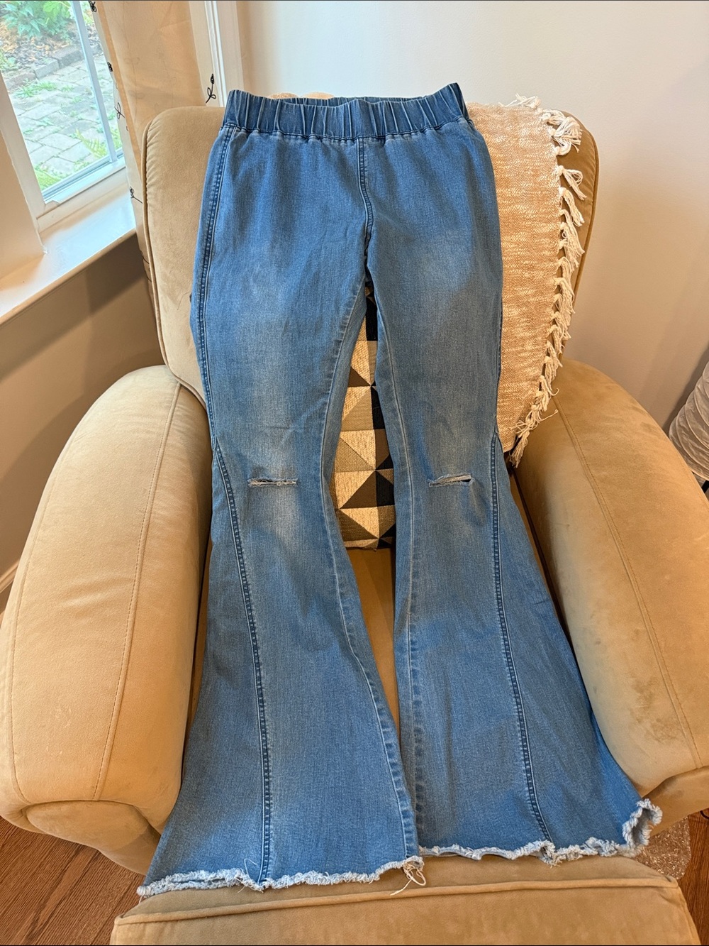 Women's Blue Flare Jeans with Raw Hem